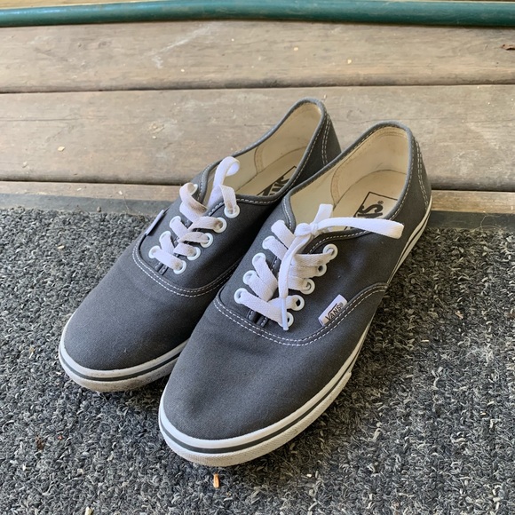 Grey van sneakers - Picture 6 of 7